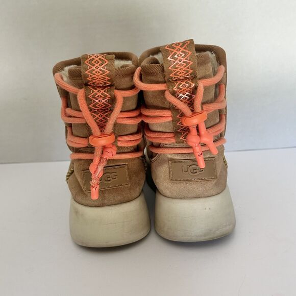 UGG - Classic Boom Ankle Boot Women’s size 6, Preppy Cozy - Picture 2 of 8